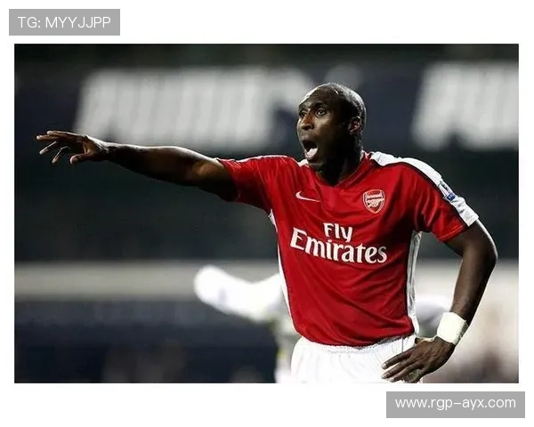 范戴克登顶拦截榜 防线铁闸再证身价 范戴克登顶拦截榜 防线铁闸再证身价