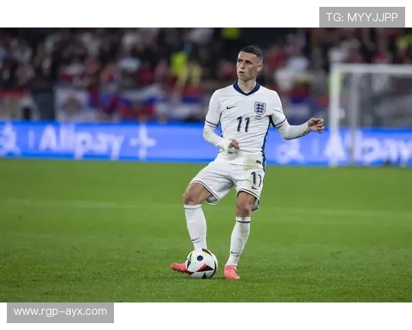 福登如何在家庭与足球之间找到平衡?揭秘他的生活哲学 福登如何在家庭与足球之间找到平衡?揭秘他的生活哲学